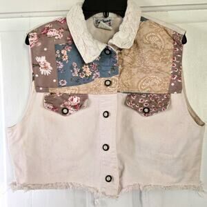 Vintage 90s EnChanté Cropped Denim Button Up Sleeveless Top Size L**